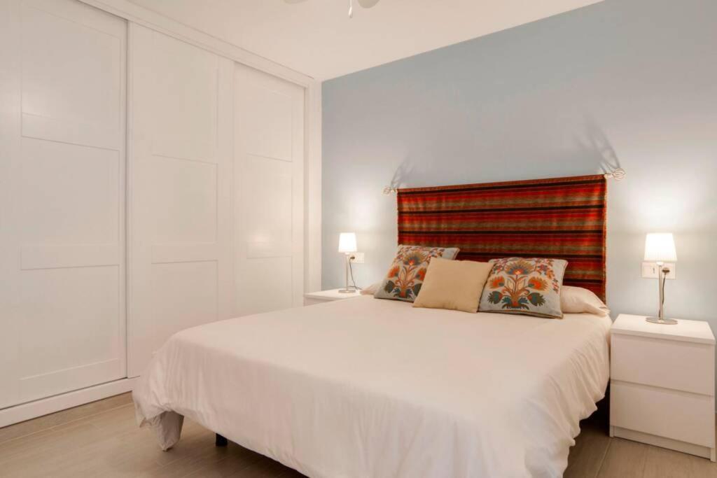 Sun&Life Boga Boga Apartment ฟูเอนฮิโรลา ภายนอก รูปภาพ