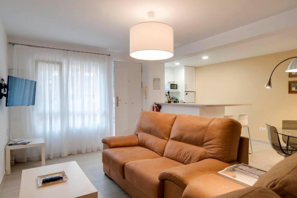 Sun&Life Boga Boga Apartment ฟูเอนฮิโรลา ภายนอก รูปภาพ
